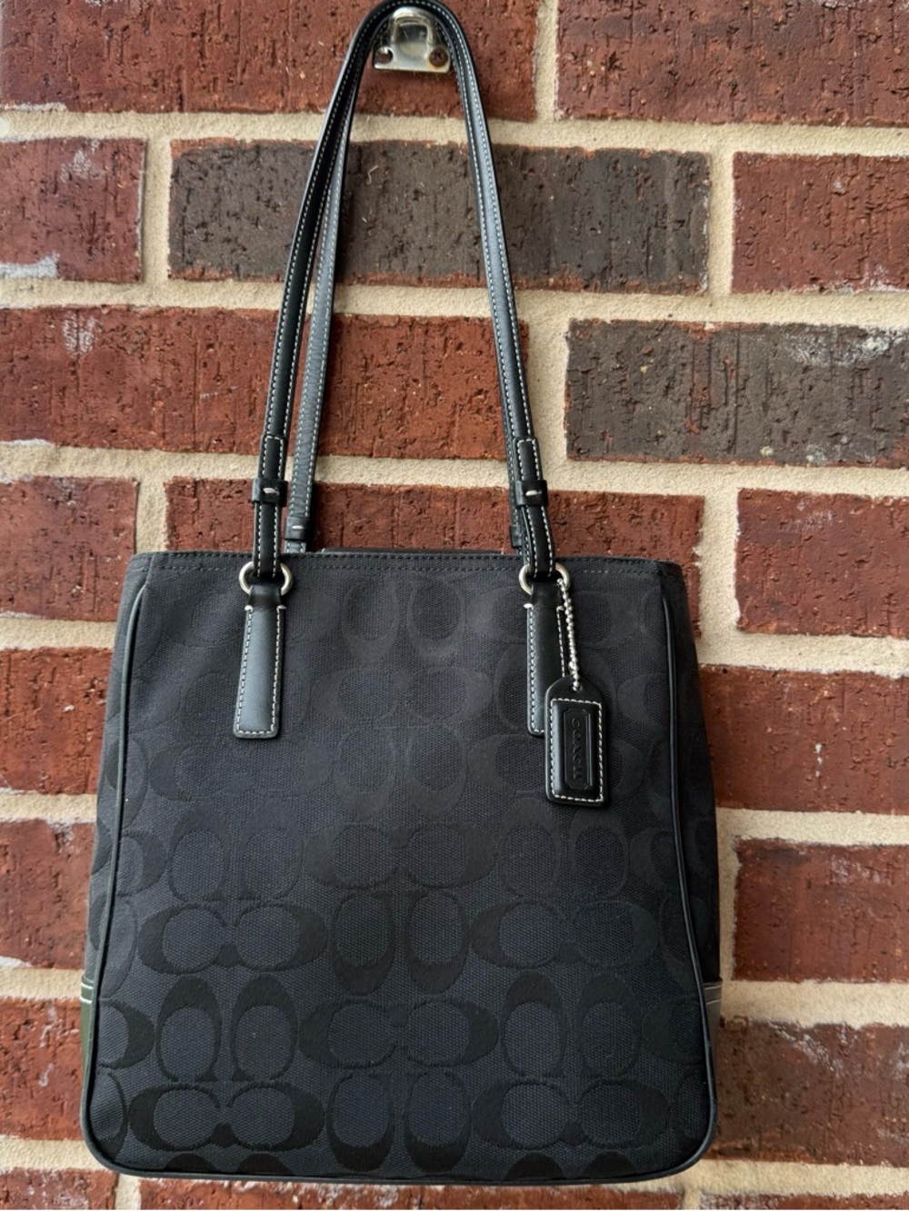 Vintage Coach Black Signature Shoulder Tote with hang tag